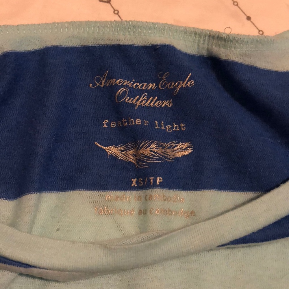 Crop Top - Picture 2 of 3